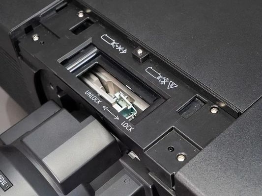 플라인 EL-G36KU 4K 7D 홀로그램 레이저 프로젝터 3LCD 30000 ANSI 루멘으로 야외 건물 3D 지도화 대장소 프로젝션