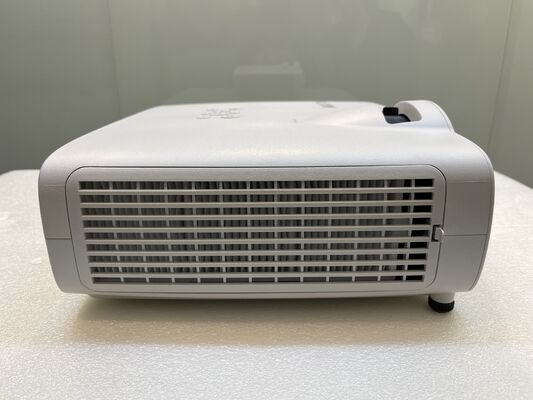 플라인 5000 ANSI 루멘스 3LCD 레이저 프로젝터 WUXGA 네이티브 지원 4K 쇼트 투 HDBaseT 3D 지도 교육