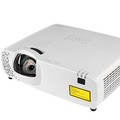 Flyin 5500 ANSI 루멘 네이티브 4K 3LCD 레이저 프로젝터 단초점 HDBaseT 교육용 3D 매핑