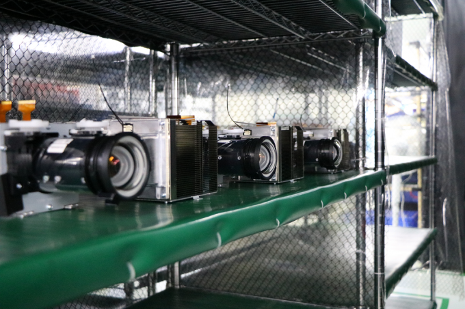 플라인 2025 프로페셔널 3LCD 4K 레이저 프로젝터 7200 안시 뤼멘스 울트라 HD 3840x2160 높은 밝기 비즈니스 교육용 대형 장소 잔치실 무대 13